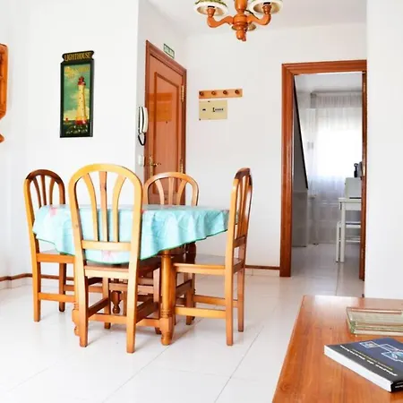 Lägenhet En Con 2 Plazas De Garaje